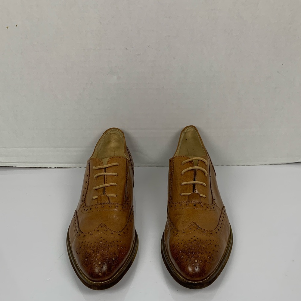 Classic Brown Men's Leather Brogue Shoes